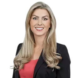 Photo of Tara Tedrow